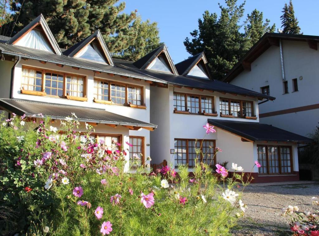 La Ponderosa Apart Hotel Bariloche Buitenkant foto